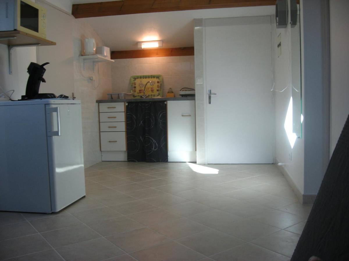 T 2 Avec Velux Sous Les Combes De 34 M2 Διαμέρισμα La Londe-les-Maures Εξωτερικό φωτογραφία