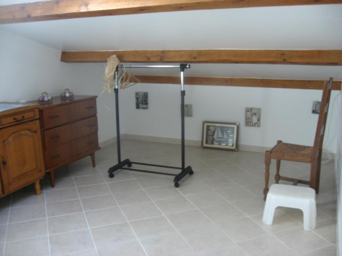 T 2 Avec Velux Sous Les Combes De 34 M2 Διαμέρισμα La Londe-les-Maures Εξωτερικό φωτογραφία