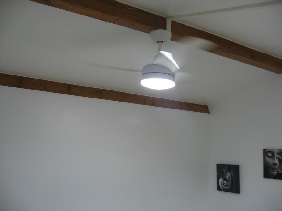 T 2 Avec Velux Sous Les Combes De 34 M2 Διαμέρισμα La Londe-les-Maures Εξωτερικό φωτογραφία