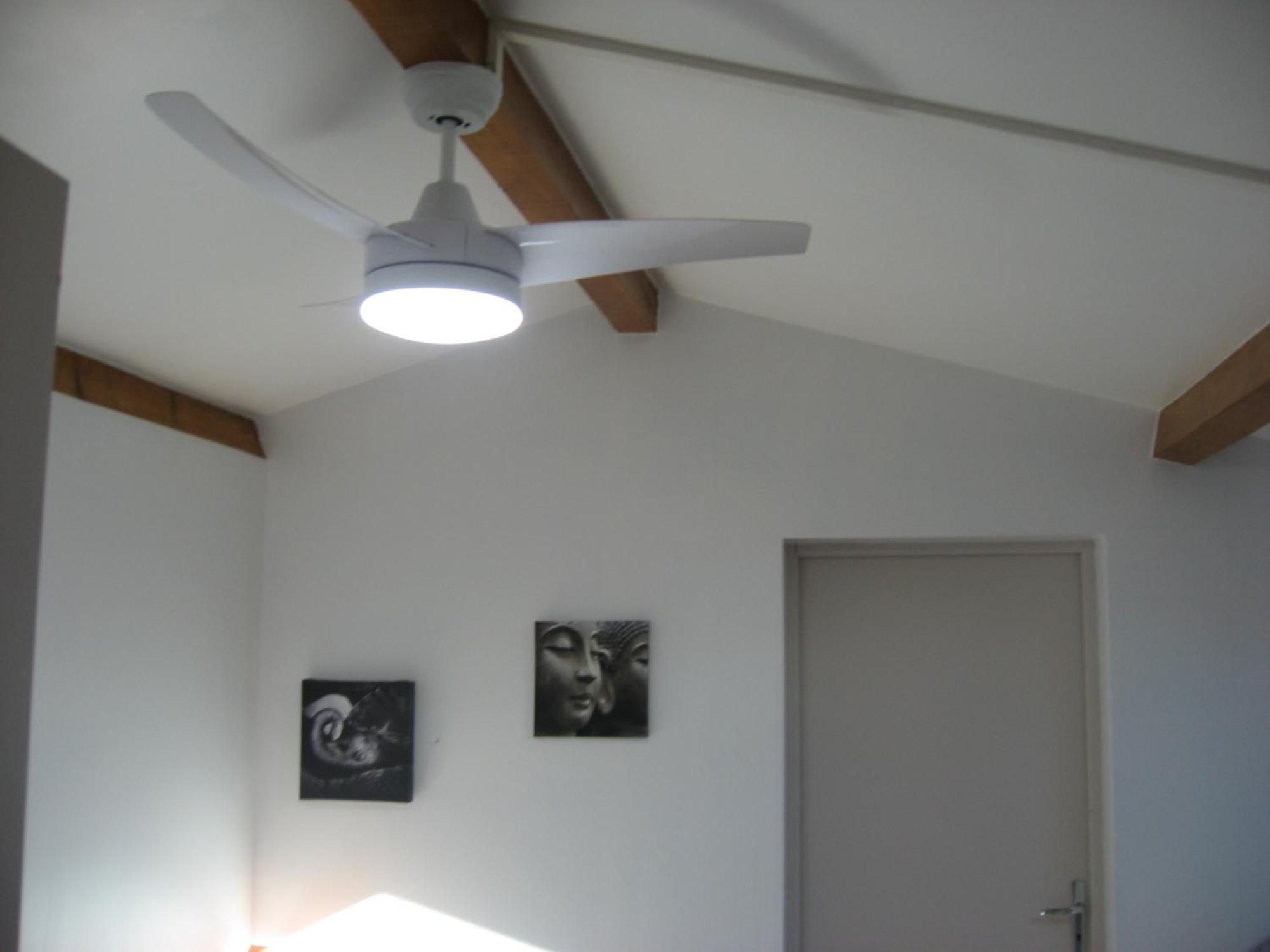 T 2 Avec Velux Sous Les Combes De 34 M2 Διαμέρισμα La Londe-les-Maures Εξωτερικό φωτογραφία