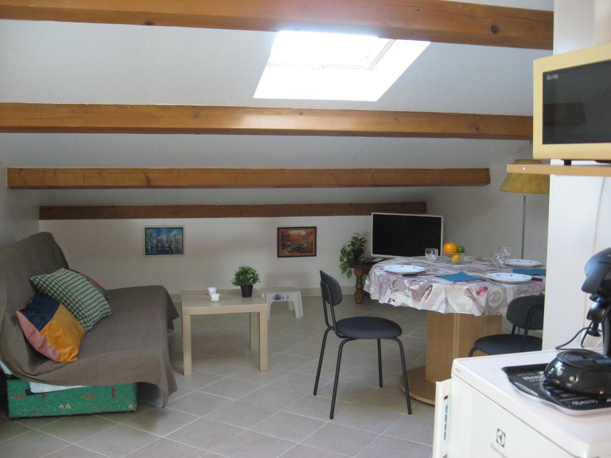 T 2 Avec Velux Sous Les Combes De 34 M2 Διαμέρισμα La Londe-les-Maures Εξωτερικό φωτογραφία